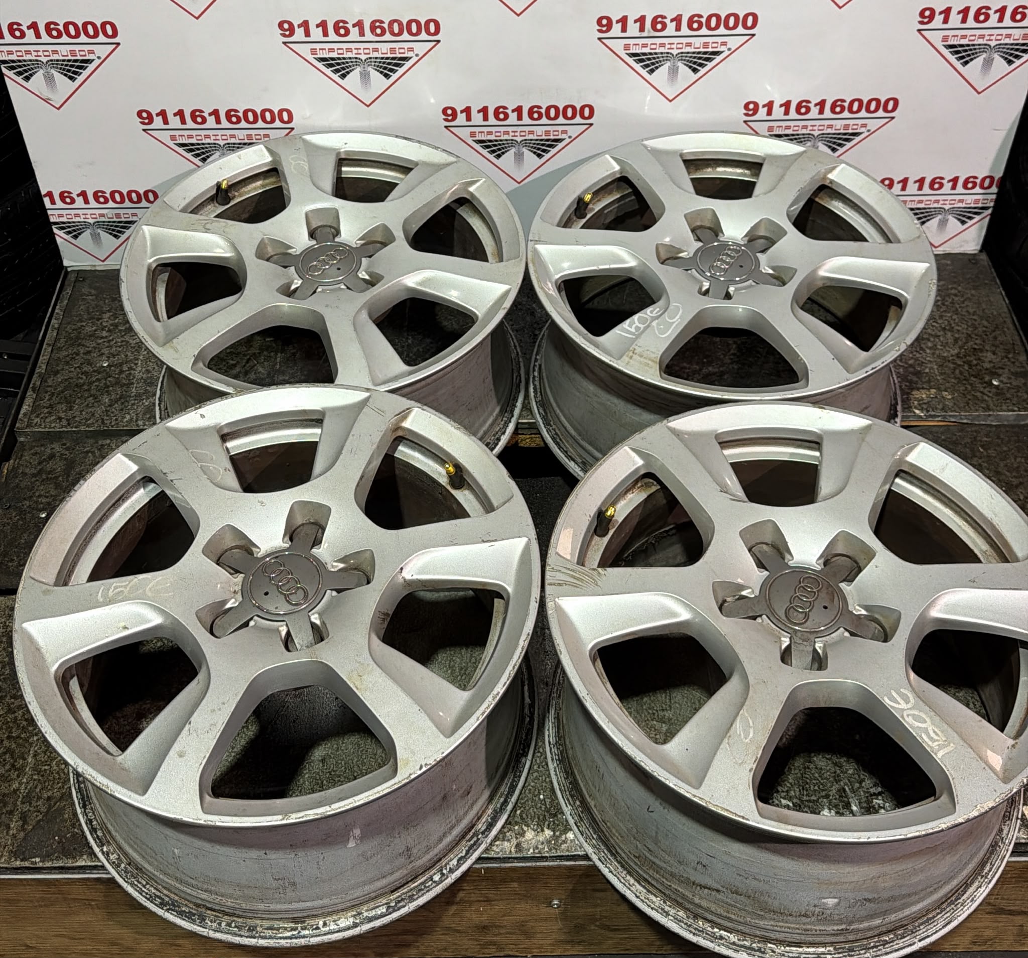 AUDI RADIO 16 DE 5 TORNILLOS
